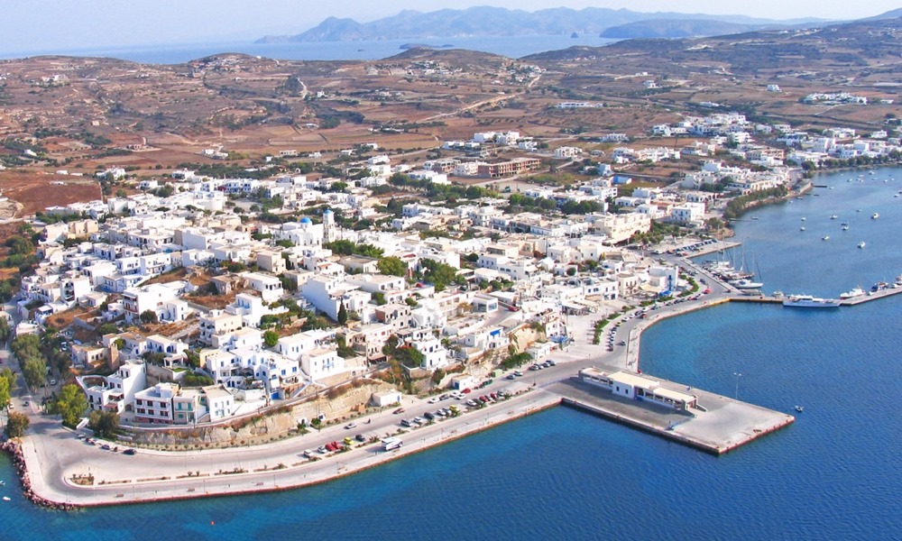 Adamas the main port and scenic town on the coast of milos 